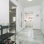 Apartman Mr- Cozy 4 Sleep Flat In Great Location *