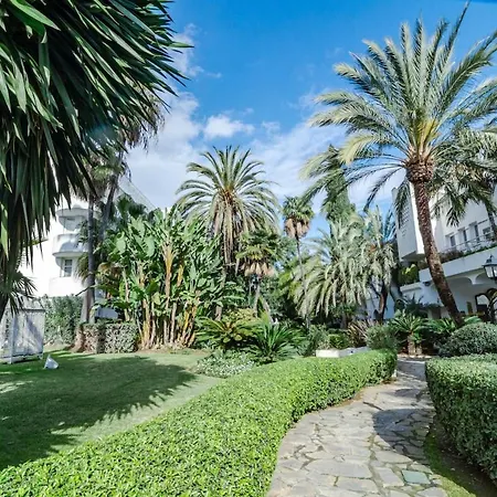 아파트 Mr- Cozy 4 Sleep Flat In Great Location 마르베야