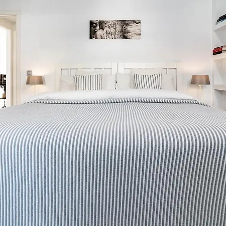 Mr- Cozy 4 Sleep Flat In Great Location Apartment Marbella