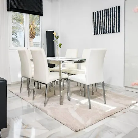 Mr- Cozy 4 Sleep Flat In Marbella, Great Location Marbella