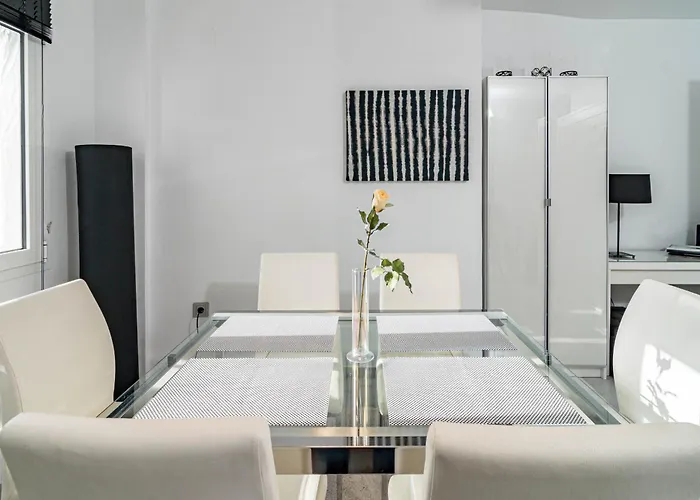 Mr- Cozy 4 Sleep Flat In Great Location