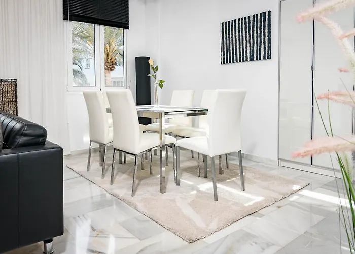 Mr- Cozy 4 Sleep Flat In Great Location Lägenhet Marbella