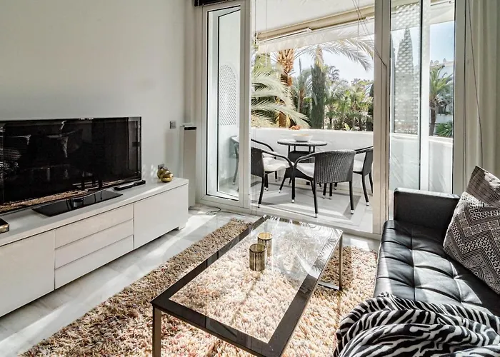 Mr- Cozy 4 Sleep Flat In Great Location Marbella