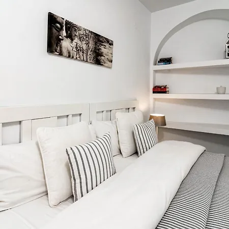 Mr- Cozy 4 Sleep Flat In Great Location マルベーリャ